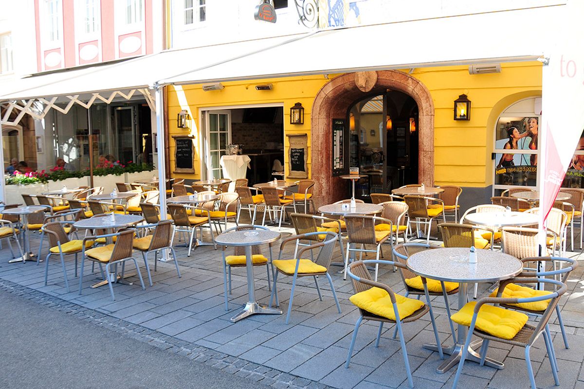 Pizzeria-Nudelini-Mondsee-Gastgarten